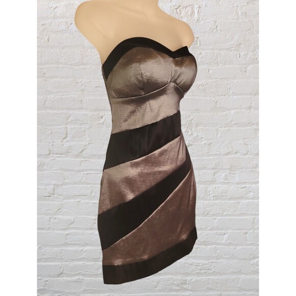 Hot Gal Strapless Mini Dress Womens MED Sweetheart Neck Bodycon Metallic Party - Picture 3 of 8